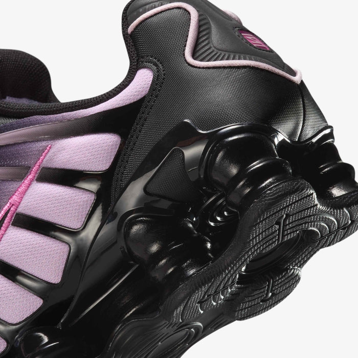 Nike Shox TL in "Playful Pink"